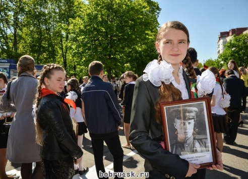 Волнующие мгновения празднования юбилея Победы в Бобруйске: ФОТОРЕПОРТАЖ