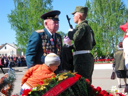 День Победы 9 мая 2015 в Слуцке. Фото