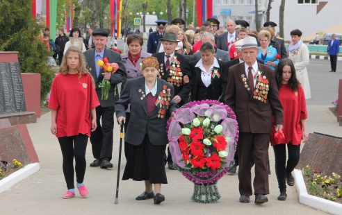 В Костюковичах прошел парад Победы (+ фото)