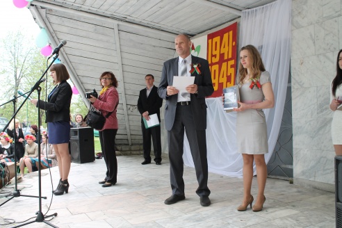 В Костюковичах прошел парад Победы (+ фото)