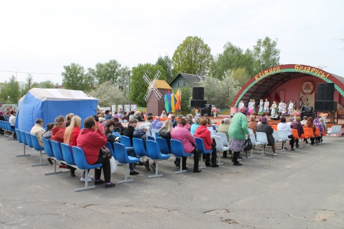 В Костюковичах прошел парад Победы (+ фото)