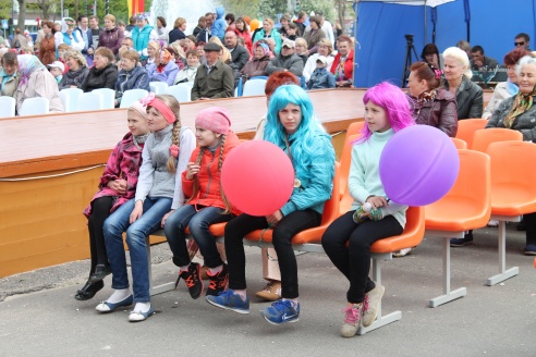 В Костюковичах прошел парад Победы (+ фото)