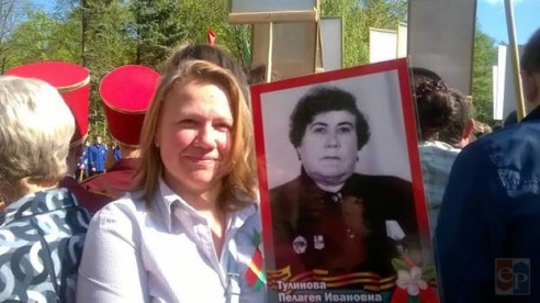 9 мая по Жодино впервые прошел «Бессмертный полк». Фотофакт