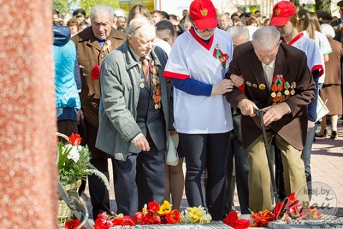 ФОТО- и ВИДЕОРЕПОРТАЖ: Как в Глубоком отметили День Победы