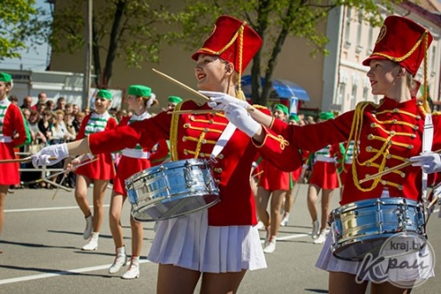 ФОТО- и ВИДЕОРЕПОРТАЖ: Как в Глубоком отметили День Победы