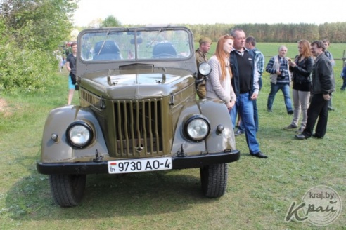На праздновании 9 Мая в деревне Забродье Вилейского района Бориса Цитовича наградили двумя медалями (ФОТО)