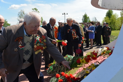 Автопробег накануне Дня Победы проходил в Кобрине.
