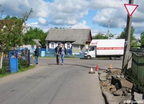Фотофакт: на Пионерской делают тротуар