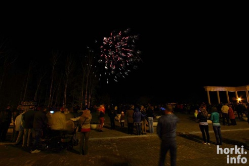 Салют в День Победы в Горках. Фоторепортаж