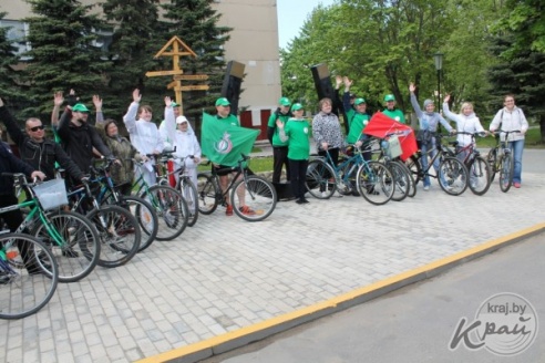 Более 20 километров преодолели участники экологического велопробега в Вилейке (ФОТО)