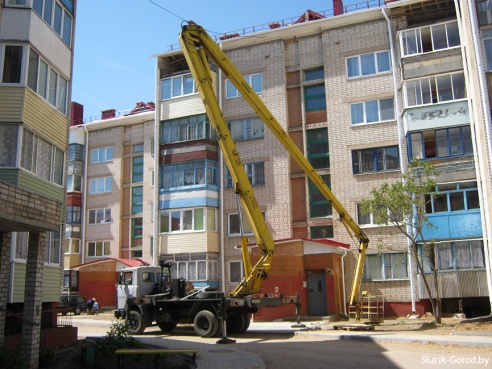 Музыкант, скамейки, улицы и другие фотофакты недавнего благоустройства Слуцка