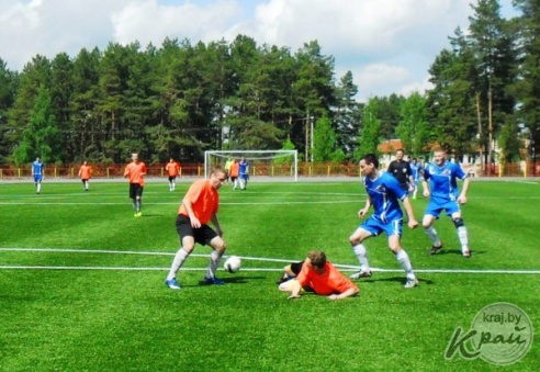 Футбол. Чисть дома всю игру «возит» Вилейку по полю и проигрывает 1:3 (ФОТО)