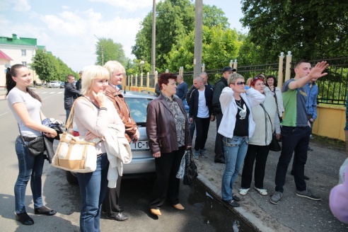 В Барановичах началась отправка призывников в армию