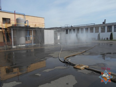 На Калинковичском мясокомбинате произошла утечка сильнодействующего яда (фото)