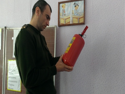 “Не пакідайце дзяцей адных!”