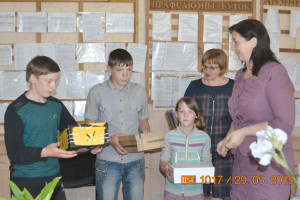 В Костюковичском районе проведен благотворительный марафон «Согреем детские сердца» (+ фото)