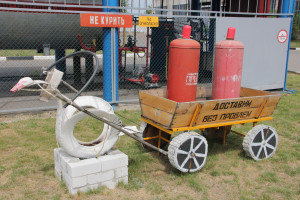 В Костюковичах в районе газоснабжения со вкусом благоустроена территория (+ фото)