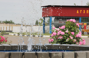 В Костюковичах в районе газоснабжения со вкусом благоустроена территория (+ фото)