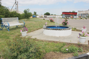 В Костюковичах в районе газоснабжения со вкусом благоустроена территория (+ фото)