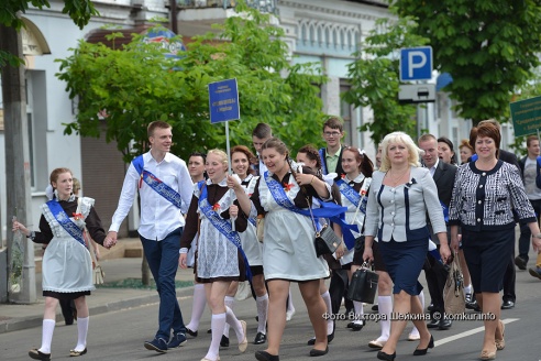 В школах Бобруйска прозвенел последний звонок