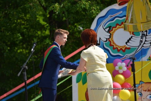 В школах Бобруйска прозвенел последний звонок