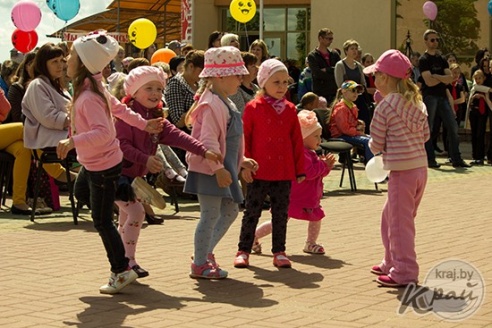 ФОТО- и ВИДЕОРЕПОРТАЖ: Как в Глубоком 31 мая отметили праздник детства