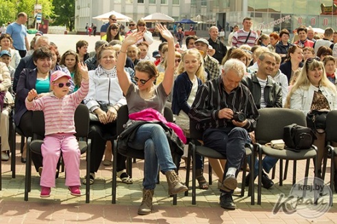 ФОТО- и ВИДЕОРЕПОРТАЖ: Как в Глубоком 31 мая отметили праздник детства