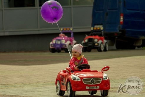 ФОТО- и ВИДЕОРЕПОРТАЖ: Как в Глубоком 31 мая отметили праздник детства