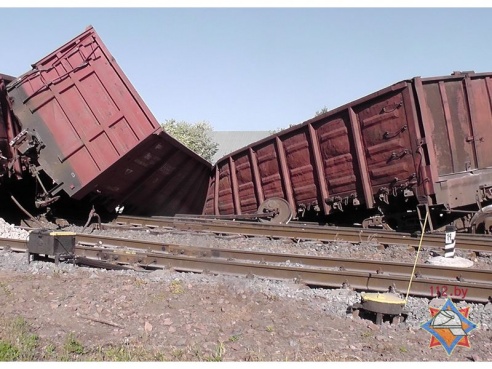 Товарный состав сошел с рельсов в Светлогорске (фото, видео)