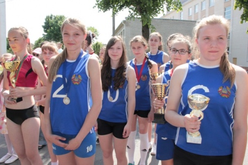 СВЯТА ДЗЯЦІНСТВА Ў ГАНЦАВІЧАХ (фотарэпартаж)