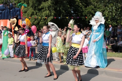 СВЯТА ДЗЯЦІНСТВА Ў ГАНЦАВІЧАХ (фотарэпартаж)