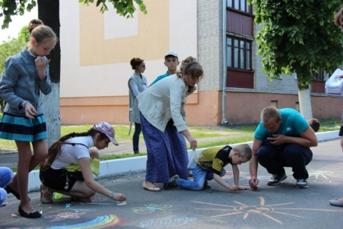 СВЯТА ДЗЯЦІНСТВА Ў ГАНЦАВІЧАХ (фотарэпартаж)