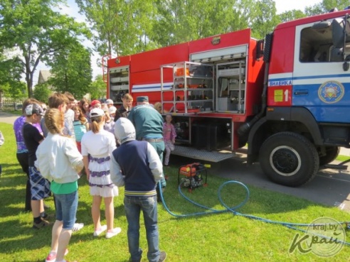 Все лето вилейские спасатели будут проводить мероприятия в оздоровительных и пришкольных лагерях (ФОТО)