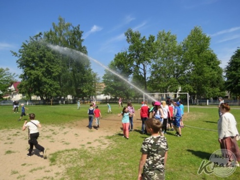 Все лето вилейские спасатели будут проводить мероприятия в оздоровительных и пришкольных лагерях (ФОТО)