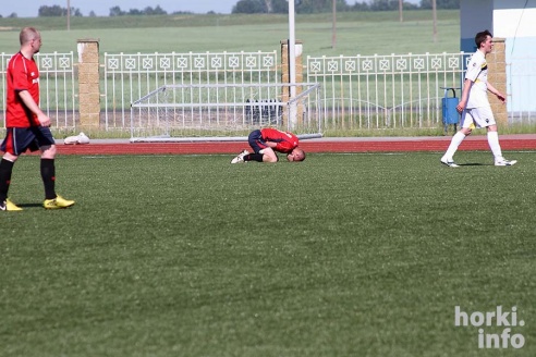 Как играли Горки против Круглого – фоторепортаж