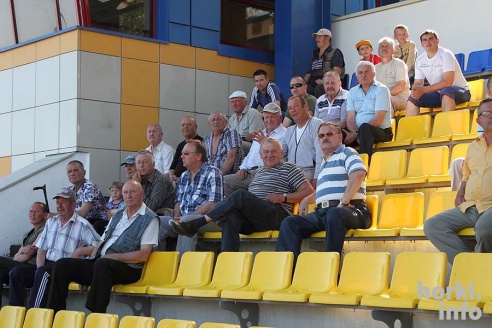 Как играли Горки против Круглого – фоторепортаж