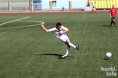 Как играли Горки против Круглого – фоторепортаж