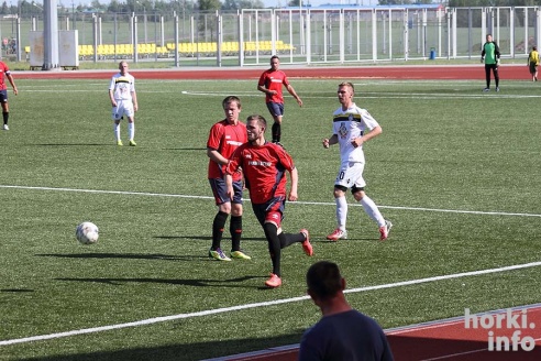 Как играли Горки против Круглого – фоторепортаж