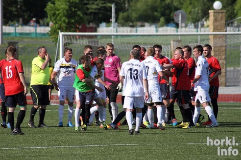 Как играли Горки против Круглого – фоторепортаж