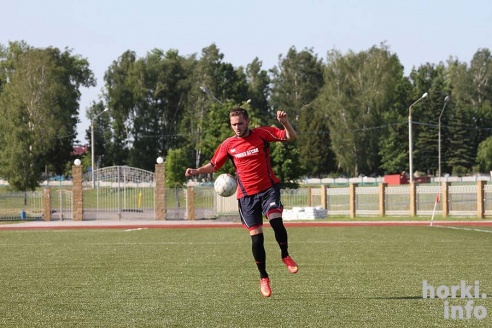 Как играли Горки против Круглого – фоторепортаж