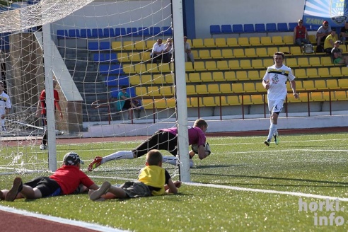 Как играли Горки против Круглого – фоторепортаж