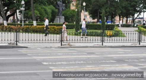 В центре Гомеля на один пешеходный переход стало меньше