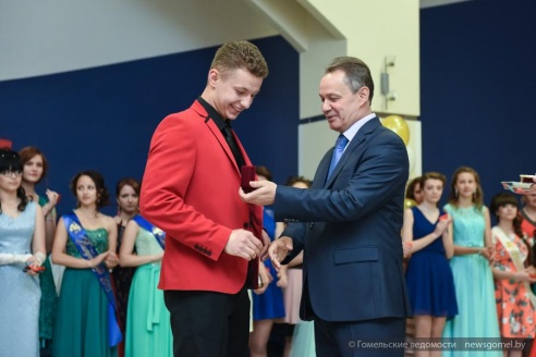 Золотых и серебряных медалистов чествовали в Гомеле