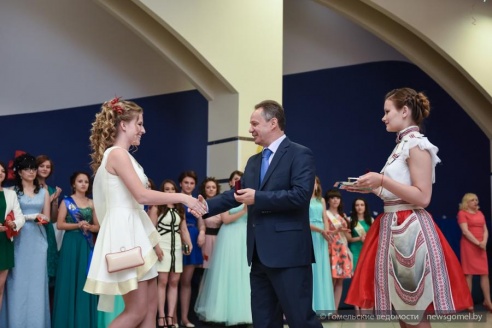 Золотых и серебряных медалистов чествовали в Гомеле