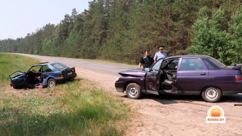 Фотофакт: в Светлогорском районе «Форд» вылетел в кювет