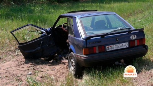 Фотофакт: в Светлогорском районе «Форд» вылетел в кювет