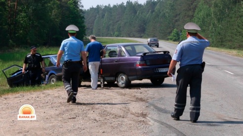 Фотофакт: в Светлогорском районе «Форд» вылетел в кювет