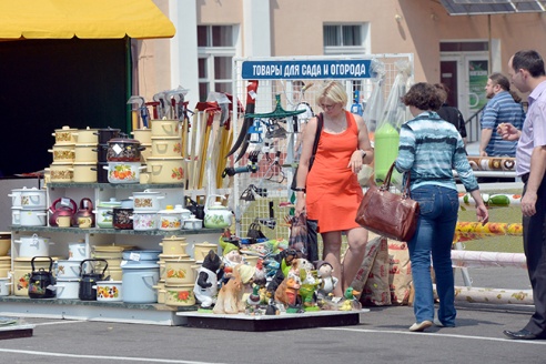 Фотофакт: гомельская торговля пытается утереть нос любителям черниговских базаров