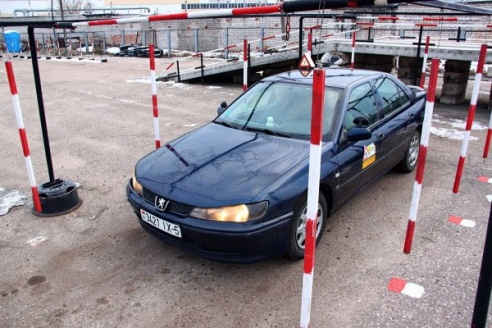 Новый автопарк, свой автодром, гибкий график обучения – в автошколе «НьюДрайвер» в Молодечно