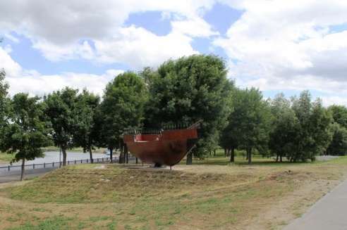 В Могилёве появился парусник «Надзея»